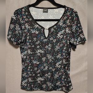 Sweet Keyhole Floral Top